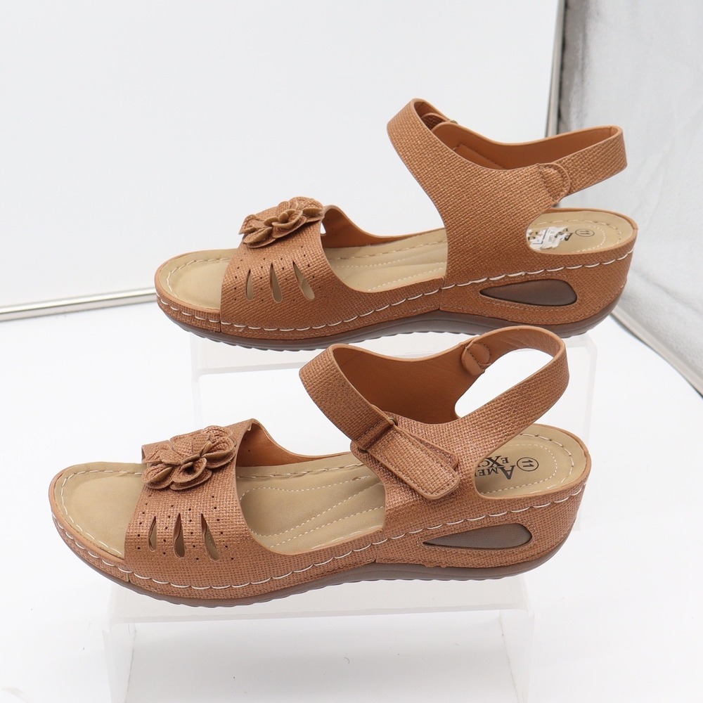 American Exchange Sandals Womens 11 Wedge Floral Tan Brown Comfort Excellent